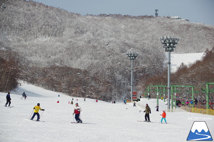 札幌藻岩山スキー場 『青空』が最高に似合うゲレンデ☆